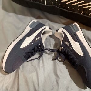 Puma Graviton 10.5 Mens